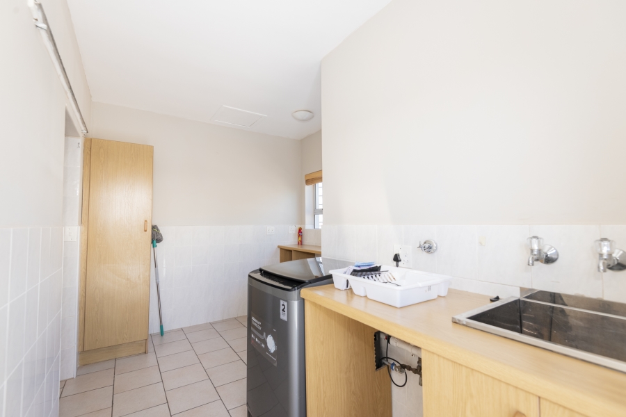 3 Bedroom Property for Sale in Myburgh Park Western Cape